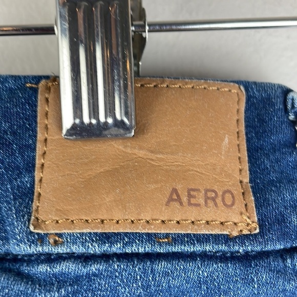 AEROPOSTALE Super High Rise Stretch Jean Shorts SZ 4 Button Front Women - Picture 8 of 10